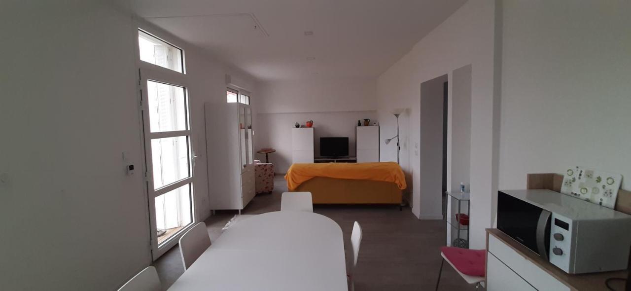 Maison Ville Agreable Riorges Екстер'єр фото